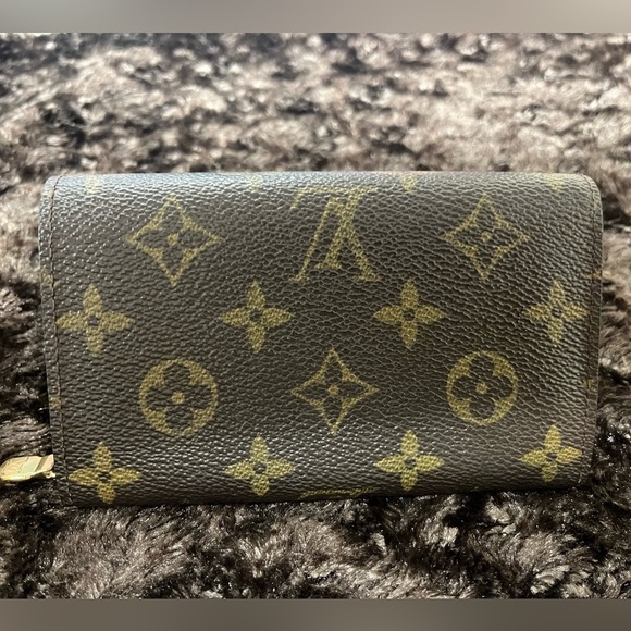 Louis Vuitton Vintage Tressor Canvas Wallet  in Classic Monogram. EUC - Picture 3 of 17
